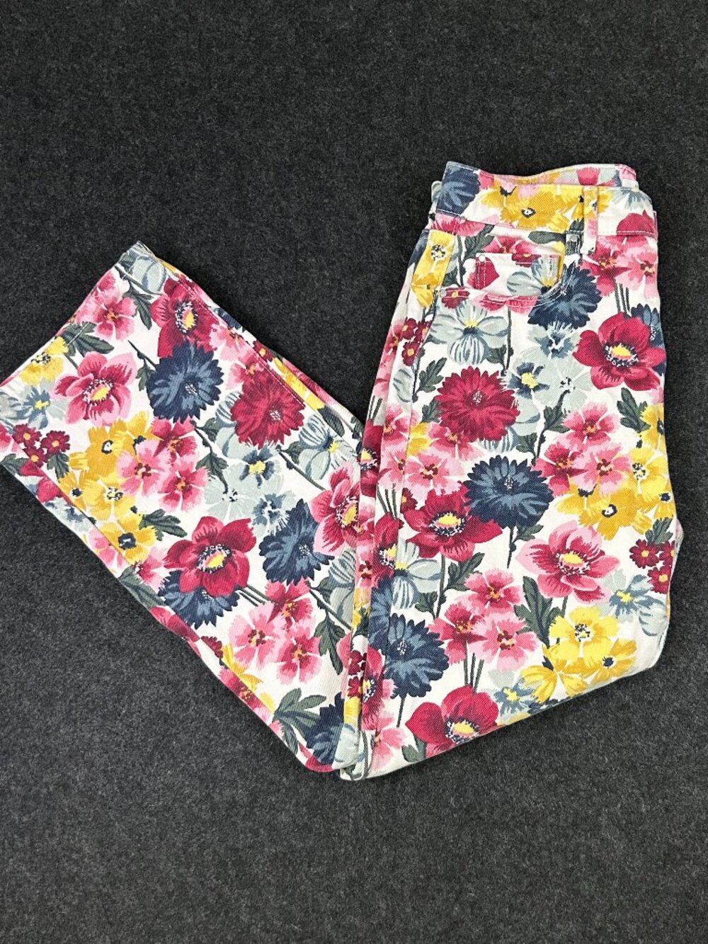 Ann Taylor Weekend Floral Print Straight Leg Jeans Size 0